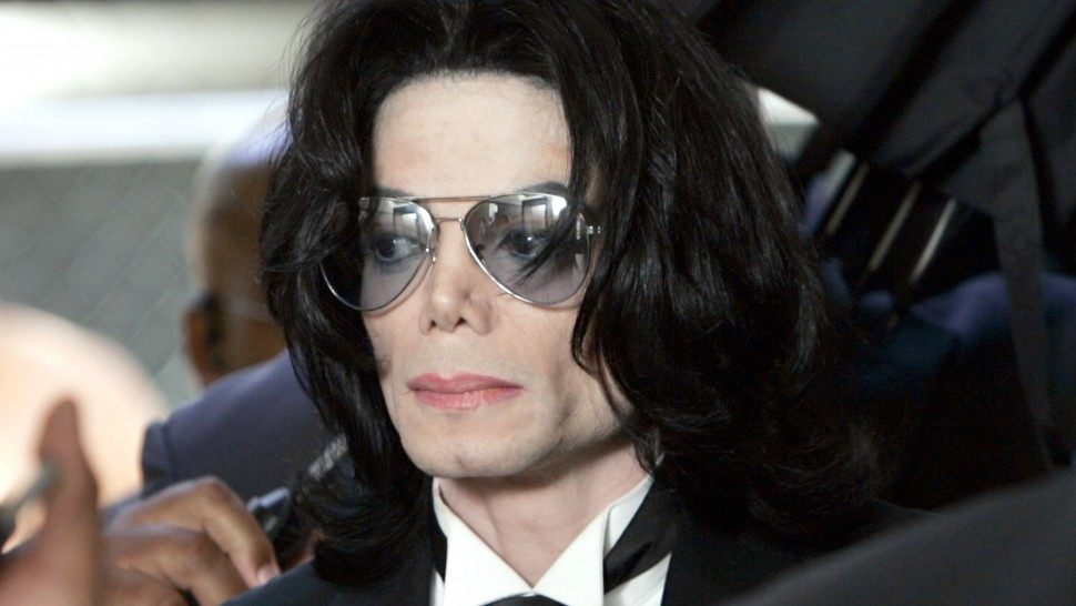 Против скандального фильма о Майкле Джексоне подали иск