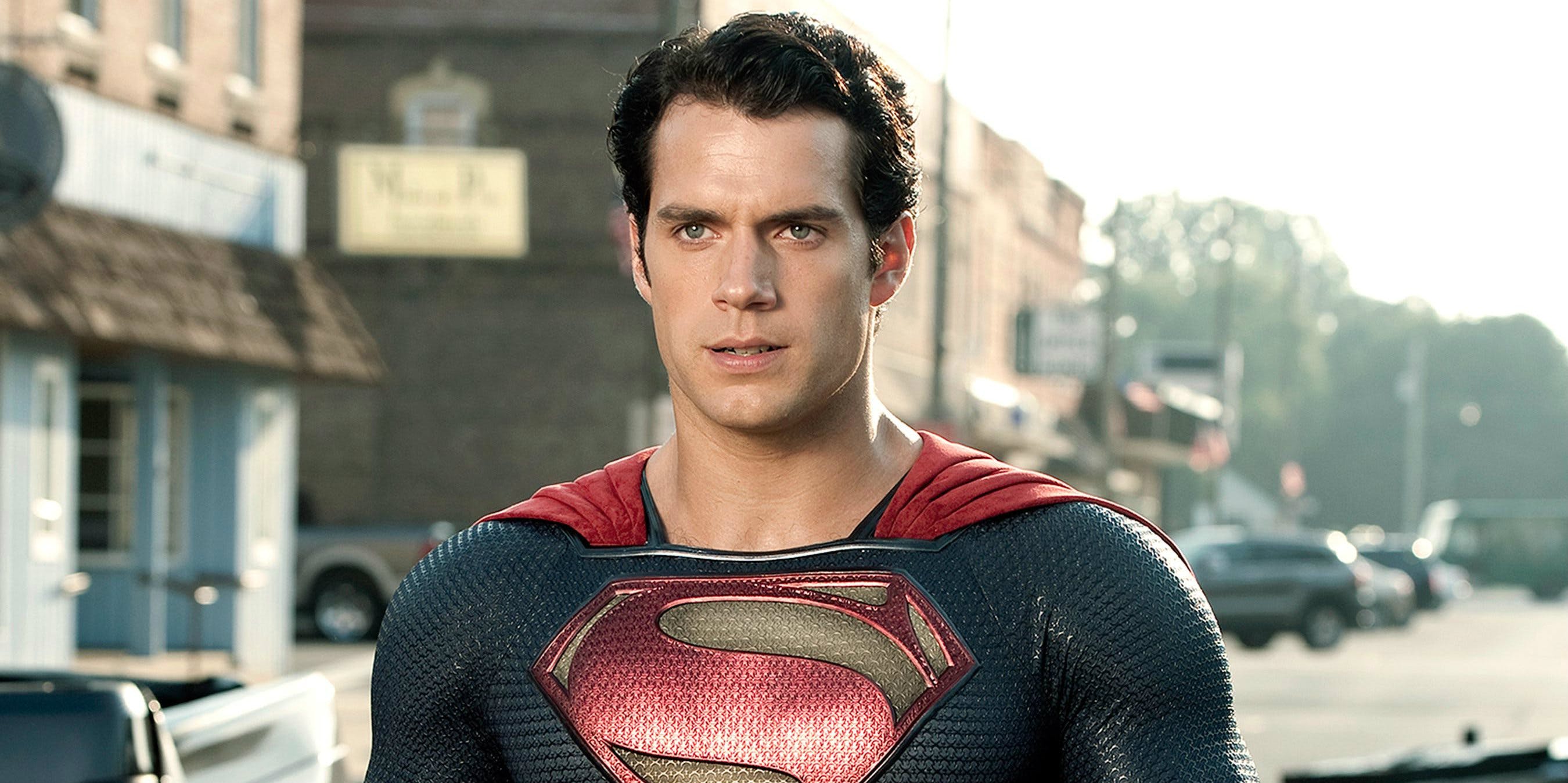 Генри Кавилл отреагировал на слухи о возвращении к роли Супермена