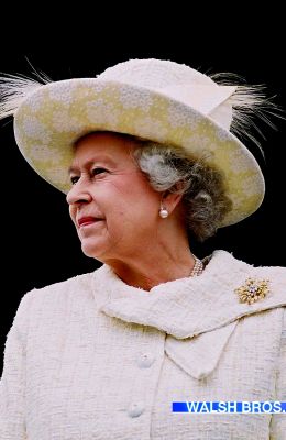 The Masque of Draperie: In the Presence of HM the Queen