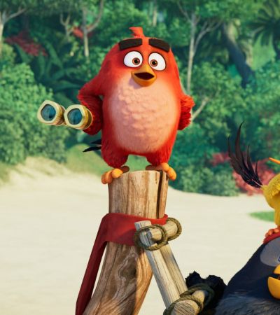 Кто озвучивал angry birds в кино