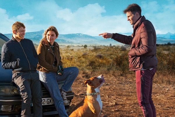 Рецензия на фильм «Цепной пес»: токсичная дружба на юге Франции
