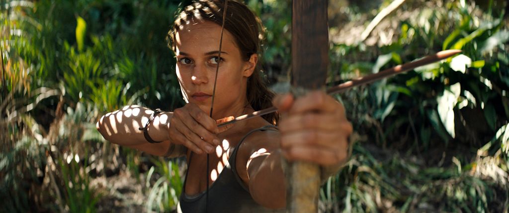 Алисия Викандер на кадрах из «Tomb Raider: Лара Крофт»