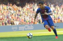 Скриншот из игры «Pro Evolution Soccer 2019»