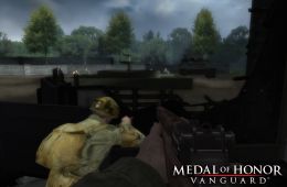 Скриншот из игры «Medal of Honor: Vanguard»