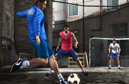 Скриншот из игры «FIFA Street 2»