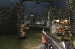 Скриншот из игры «Call of Duty: Roads to Victory»