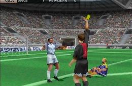 Скриншот из игры «FIFA 99»