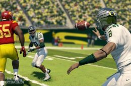 Скриншот из игры «NCAA Football 14»