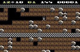 Скриншот из игры «Boulder Dash»