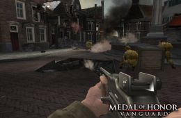 Скриншот из игры «Medal of Honor: Vanguard»