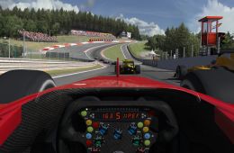 Скриншот из игры «iRacing»