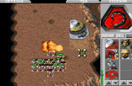 Скриншот из игры «Command & Conquer»