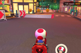 Скриншот из игры «Mario Kart Tour»