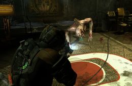 Скриншот из игры «Dead Space 2»