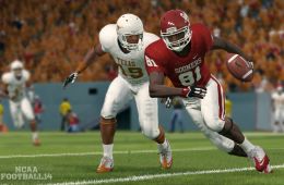 Скриншот из игры «NCAA Football 14»