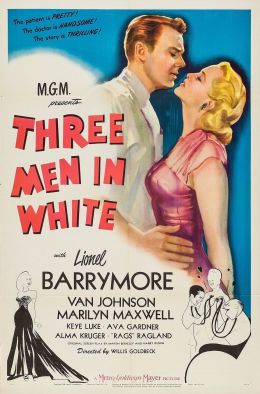 Трое мужчин в белом