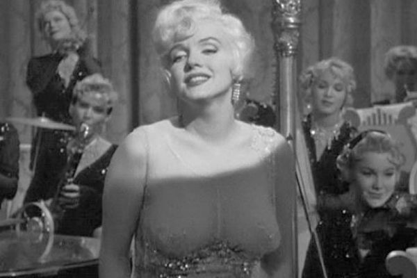 Любимое кино. Некоторые любят погорячее