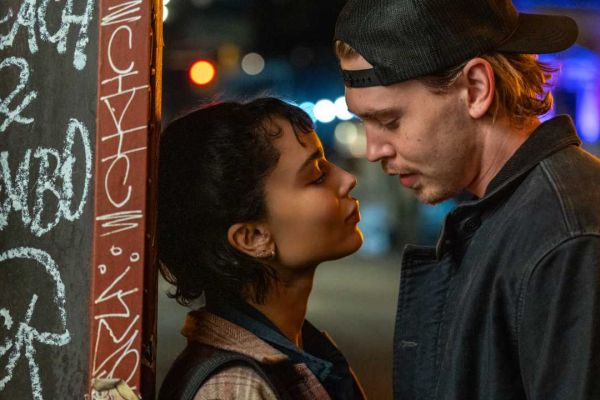 Новые фильмы, которые уже можно посмотреть онлайн