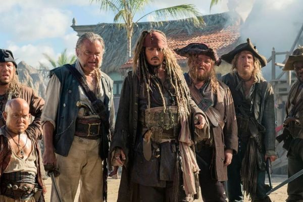 Фильмы и сериалы про пиратов